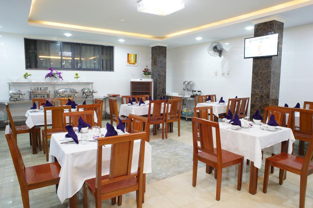 La Maison Danang Beach Hotel Экстерьер фото