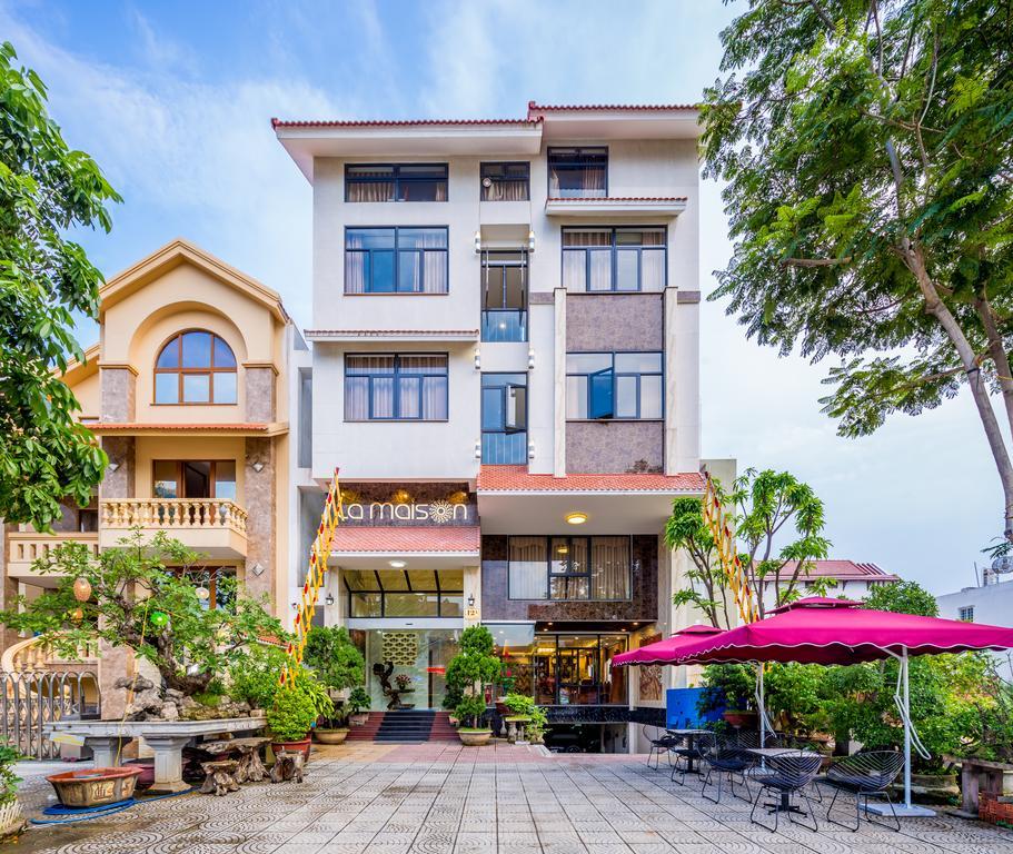 La Maison Danang Beach Hotel Экстерьер фото